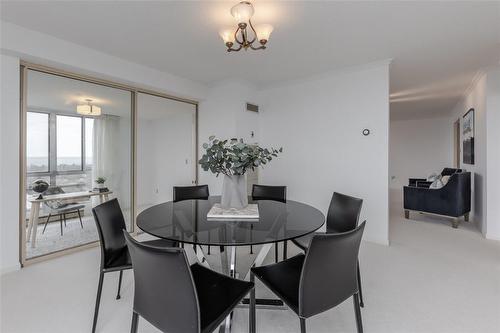 2170 Marine Drive|Unit #1901, Oakville, ON - Indoor Photo Showing Dining Room