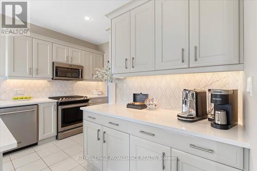 11 Gilbert Crescent, Prince Edward County, ON - Indoor Photo Showing Kitchen With Upgraded Kitchen