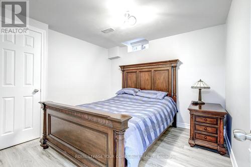 9 Big Hill Crescent, Vaughan, ON - Indoor Photo Showing Bedroom
