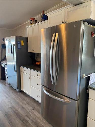 4268 Northern Avenue, Rock Lake, MB - Indoor Photo Showing Kitchen