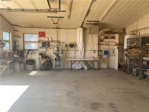 4268 Northern Avenue, Rock Lake, MB - Indoor Photo Showing Garage