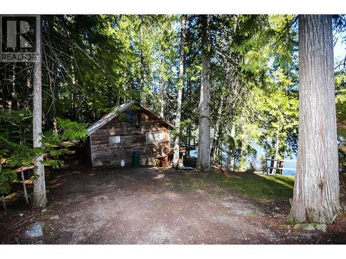 5319 East Barriere  Fsr Lake, Barriere, BC 