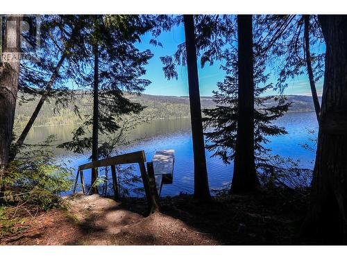 5319 East Barriere  Fsr Lake, Barriere, BC 