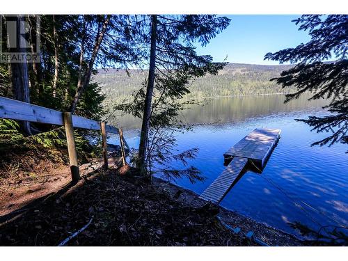 5319 East Barriere  Fsr Lake, Barriere, BC 