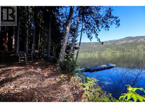 5319 East Barriere  Fsr Lake, Barriere, BC 