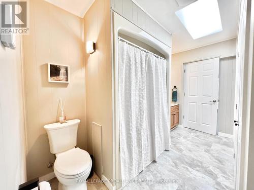 1460 Wallbridge Loyalist Road, Belleville, ON - Indoor Photo Showing Bathroom