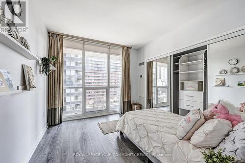 819 - 8 Telegram Mews, Toronto, ON - Indoor Photo Showing Bedroom