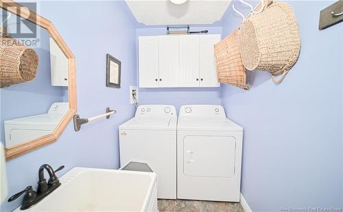 66 Nevers Road, Lincoln, NB - Indoor Photo Showing Laundry Room
