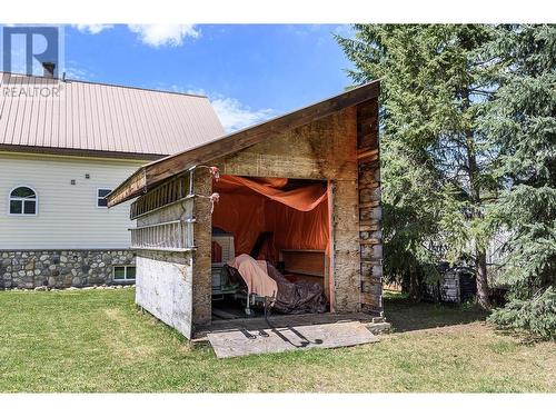 790 Spruce Street, Blue River, BC - Outdoor With Exterior