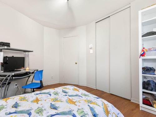 Chambre Ã Â coucher - 1371 Rue Lajoie, Longueuil (Le Vieux-Longueuil), QC - Indoor Photo Showing Bedroom
