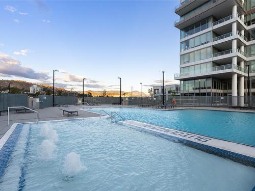 2307-1181 Sunset Drive, Kelowna, BC - Outdoor With In Ground Pool