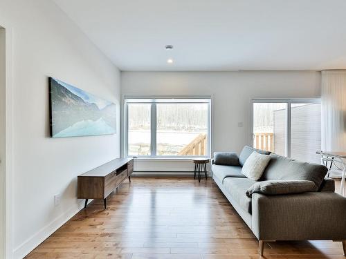 Salon - 3895 Rue Léon-Landry, Sainte-Julienne, QC - Indoor Photo Showing Living Room