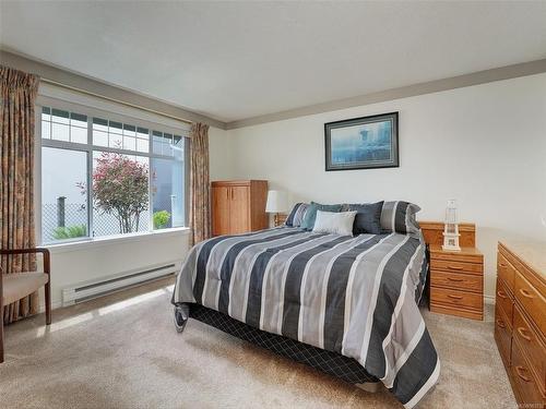 3-9675 First Ave, Sidney, BC - Indoor Photo Showing Bedroom