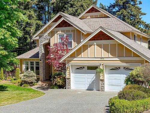 5075 Clutesi St, Saanich, BC - Outdoor With Facade