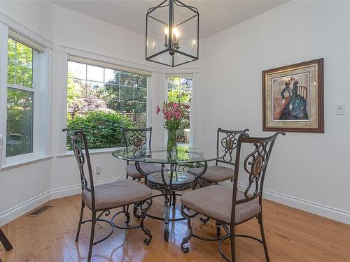 5075 Clutesi St, Saanich, BC - Indoor Photo Showing Dining Room