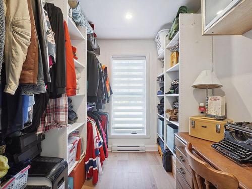 32Z Rue Du Hameau, Saint-Hippolyte, QC - Indoor With Storage