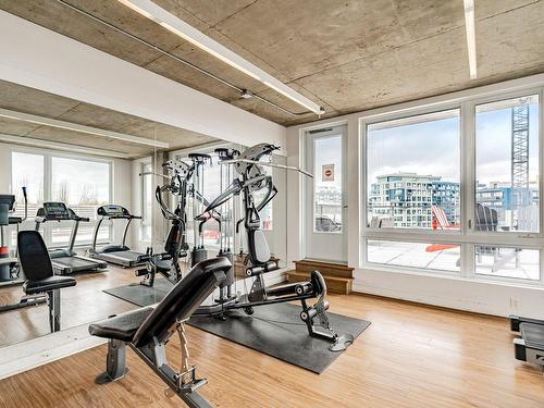 Exercise room - 711-5077 Rue Paré, Montréal (Côte-Des-Neiges/Notre-Dame-De-Grâce), QC - Indoor Photo Showing Gym Room