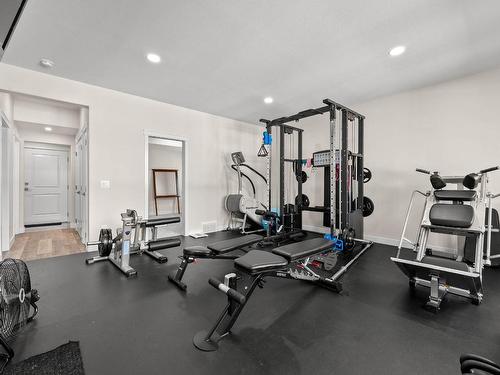 113-2575 Elston Drive, Kamloops, BC - Indoor Photo Showing Gym Room