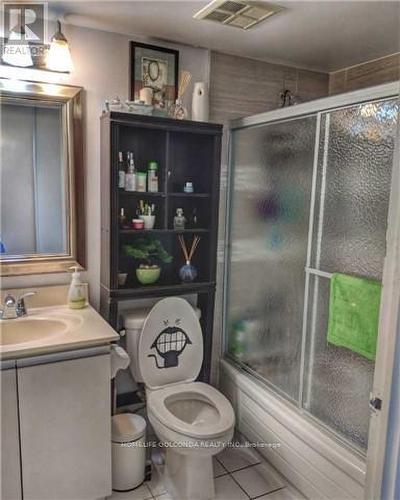 506 - 81 Townsgate Drive, Vaughan, ON - Indoor Photo Showing Bathroom
