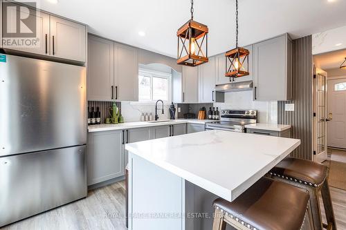 3 Hillside Drive, Kawartha Lakes, ON - Indoor Photo Showing Kitchen