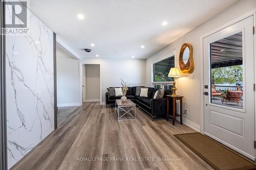 3 Hillside Drive, Kawartha Lakes (Little Britain), ON - Indoor Photo Showing Other Room