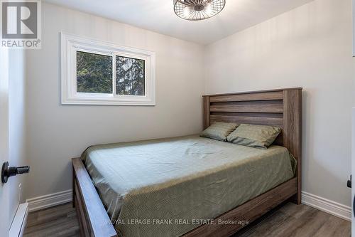 3 Hillside Drive, Kawartha Lakes (Little Britain), ON - Indoor Photo Showing Bedroom