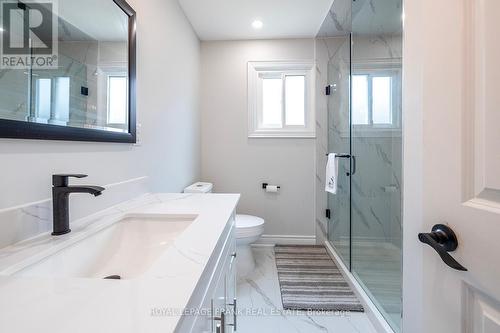 3 Hillside Drive, Kawartha Lakes (Little Britain), ON - Indoor Photo Showing Bathroom