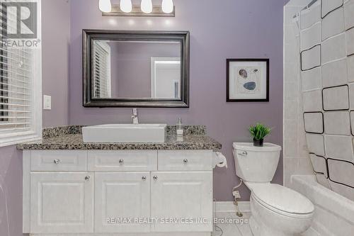 3120 Highbourne Crescent, Oakville, ON - Indoor Photo Showing Bathroom