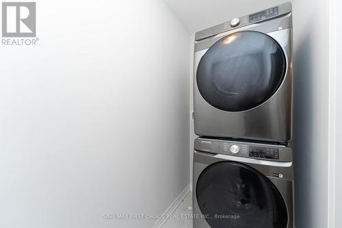 4292 Shuttleworth Drive, Niagara Falls, ON - Indoor Photo Showing Laundry Room