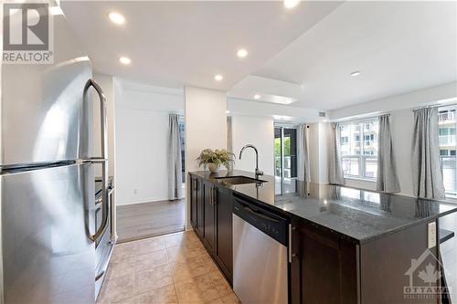 242 Rideau Street Unit#306, Ottawa, ON - Indoor Photo Showing Kitchen With Stainless Steel Kitchen With Upgraded Kitchen