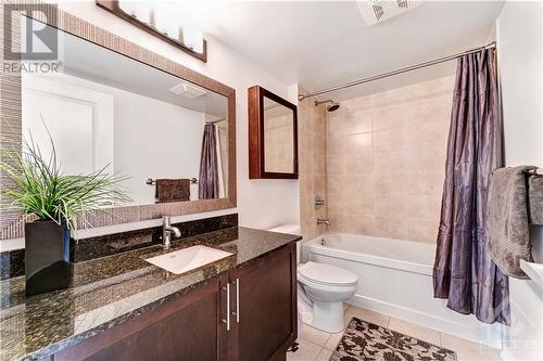 242 Rideau Street Unit#306, Ottawa, ON - Indoor Photo Showing Bathroom