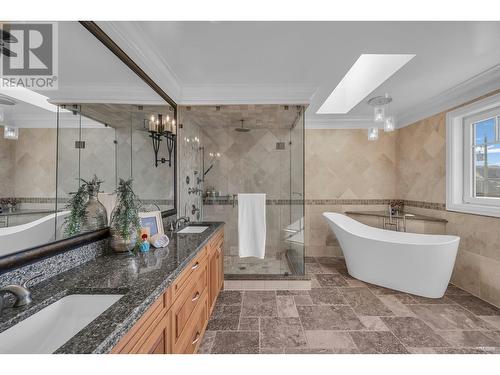4000 W 34 Avenue, Vancouver, BC - Indoor Photo Showing Bathroom