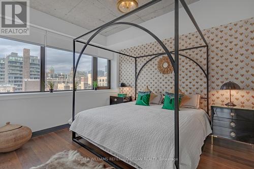 710 - 400 Wellington Street W, Toronto, ON - Indoor Photo Showing Bedroom