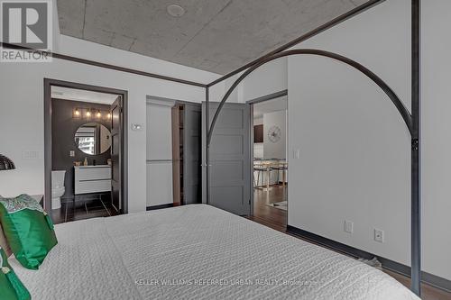 710 - 400 Wellington Street W, Toronto, ON - Indoor Photo Showing Bedroom