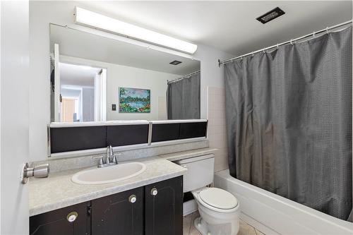 75 Queen Street N|Unit #603, Hamilton, ON - Indoor Photo Showing Bathroom