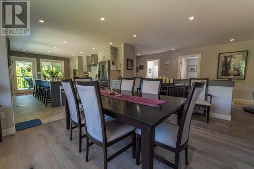 2825 Parkland Place, Blind Bay, BC - Indoor Photo Showing Dining Room