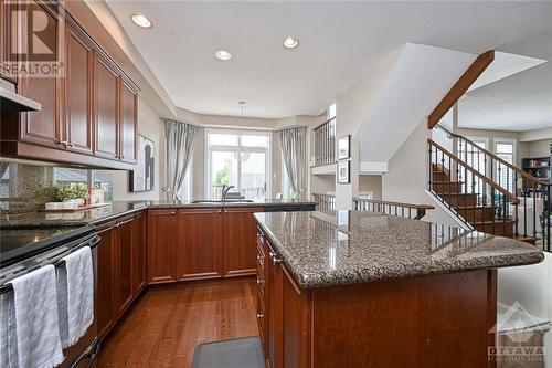 5027 North Bluff Drive, Ottawa, ON - Indoor Photo Showing Kitchen With Upgraded Kitchen