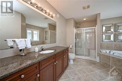5027 North Bluff Drive, Ottawa, ON - Indoor Photo Showing Bathroom