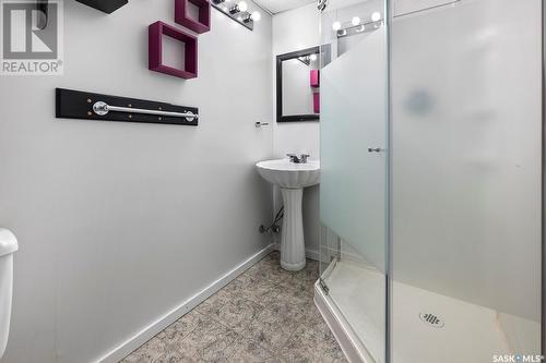 106 Boucher Crescent, Regina, SK - Indoor Photo Showing Bathroom