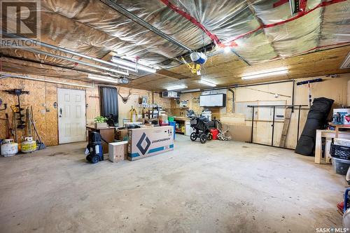 106 Boucher Crescent, Regina, SK - Indoor Photo Showing Garage