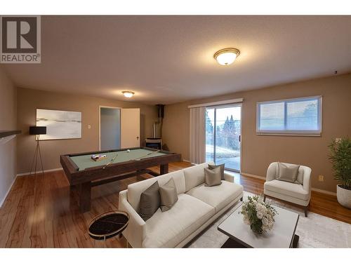 551 Pineview Drive, Kaleden, BC - Indoor Photo Showing Other Room