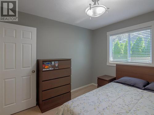 912 Monashee Place, Kelowna, BC - Indoor Photo Showing Bedroom