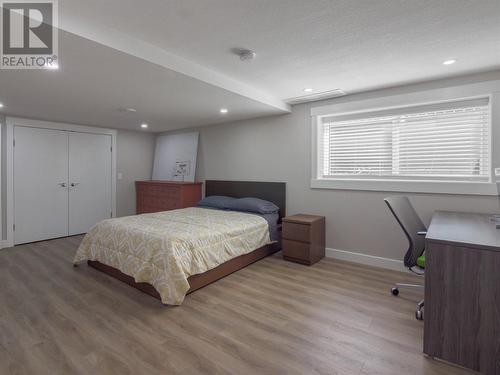 912 Monashee Place, Kelowna, BC - Indoor Photo Showing Bedroom