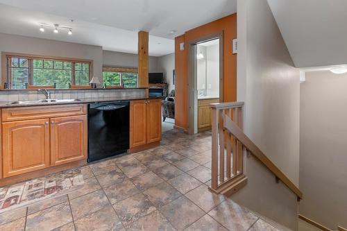 C - 1003 Mountain View Road, Rossland, BC - Indoor Photo Showing Kitchen With Double Sink