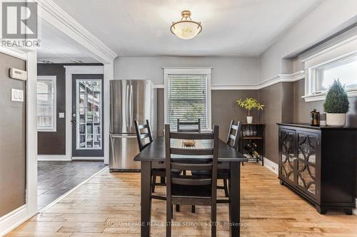 26 Houghton Avenue N, Hamilton, ON - Indoor Photo Showing Dining Room