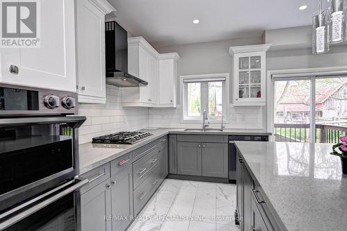 41 Peterson Street, Blandford-Blenheim, ON - Indoor Photo Showing Kitchen With Upgraded Kitchen