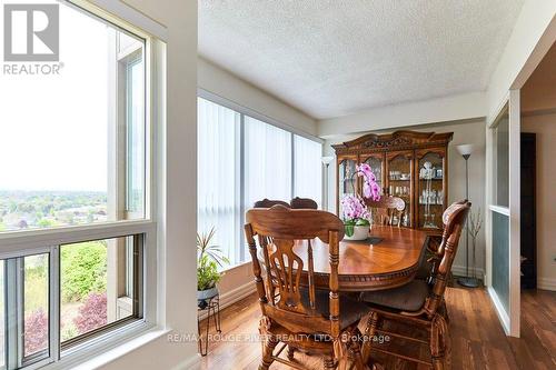 1111 - 712 Rossland Road E, Whitby, ON - Indoor Photo Showing Dining Room