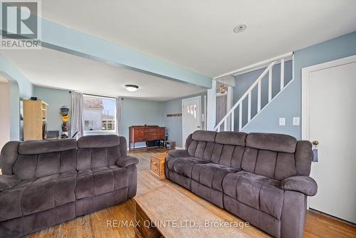 55 Wharf Street, Prince Edward County, ON - Indoor Photo Showing Living Room