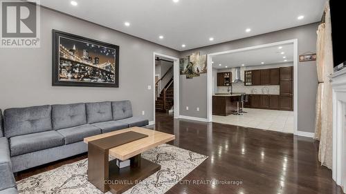 126 Learmont Avenue, Caledon, ON - Indoor Photo Showing Living Room