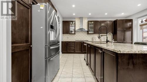 126 Learmont Avenue, Caledon, ON - Indoor Photo Showing Kitchen With Upgraded Kitchen